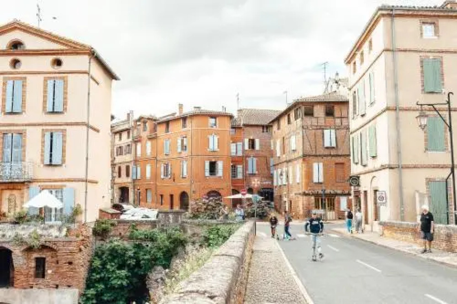 Le Castelviel