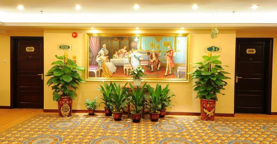 Vienna Hotel Meizhou railway station