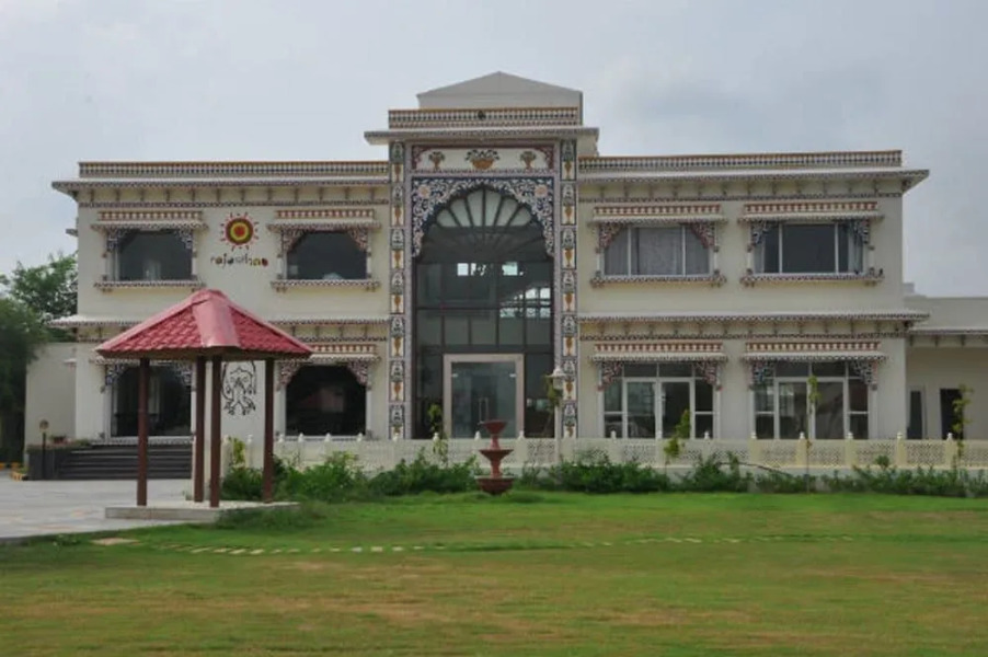 Neelkanth  Bagar Inn Resort