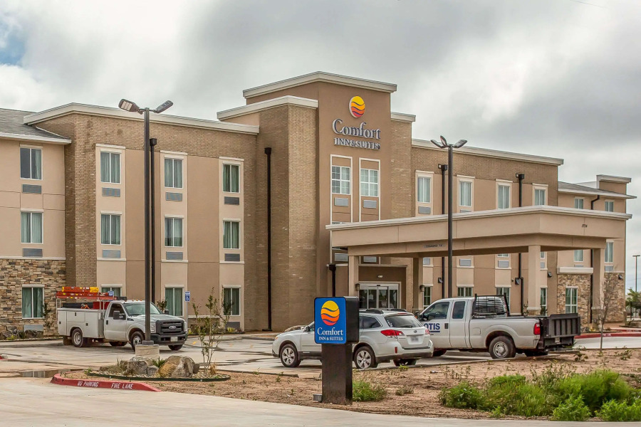 Comfort Inn & Suites
