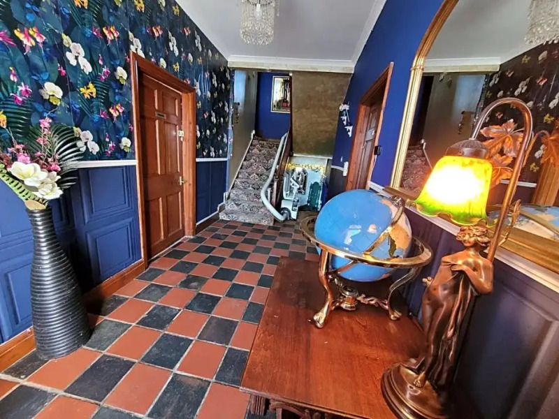 Hideaway Escapes, Farmhouse B&B, Ideal family stay or Romantic break, Friendly animals on our smallholding in a beautiful countr