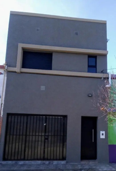 Departamento La Mary unico en Planta Alta