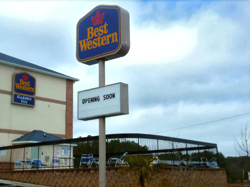 Garden Inn Hotel