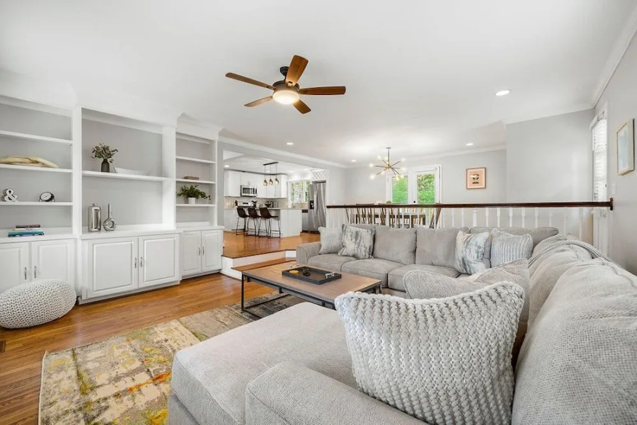 Beautiful and Quiet Newly Renovated 4 Bedroom Retreat