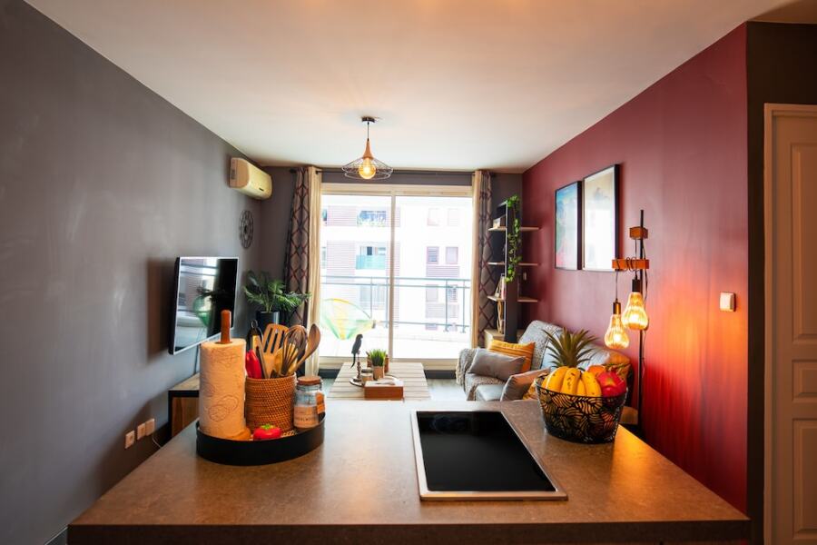 Zourite Factory - Apt design & calme