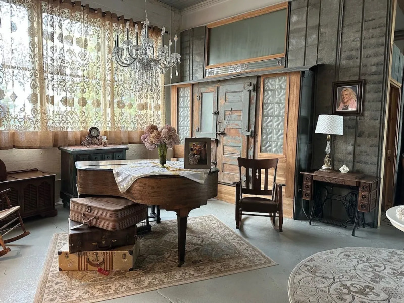 The Purple Martin Inn