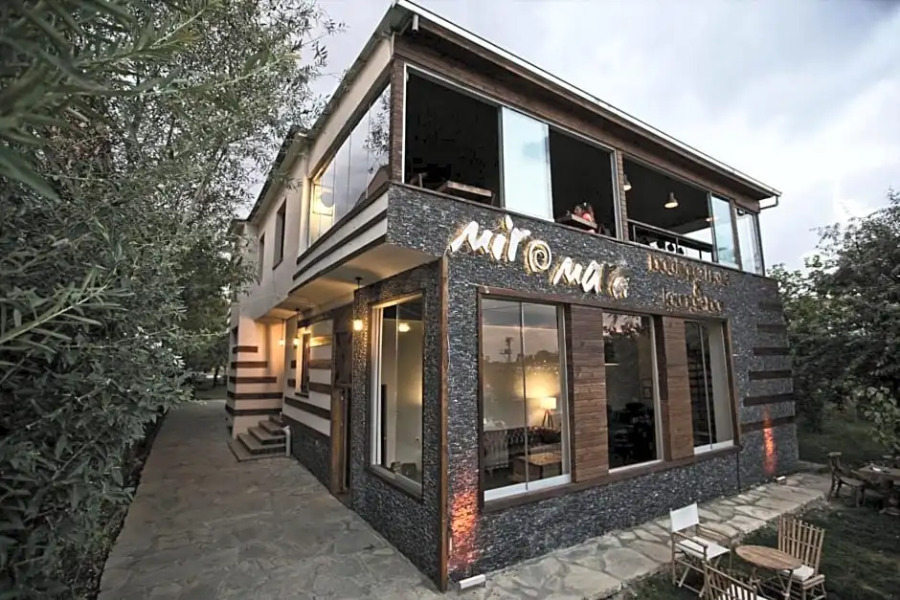 Mir o Mara Boutique Hotel & Lounge Bar