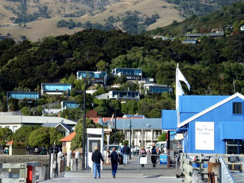 Walnut Retreat - Akaroa Holiday House