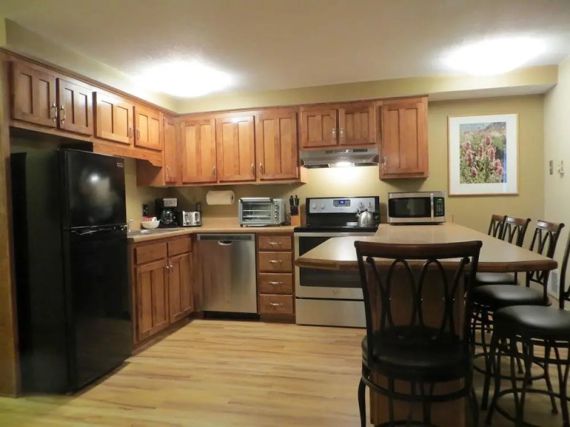 Three Seasons Hotel Suites by Crested Butte Lodging