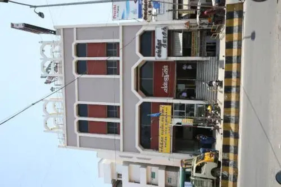 Hotel Valluvar
