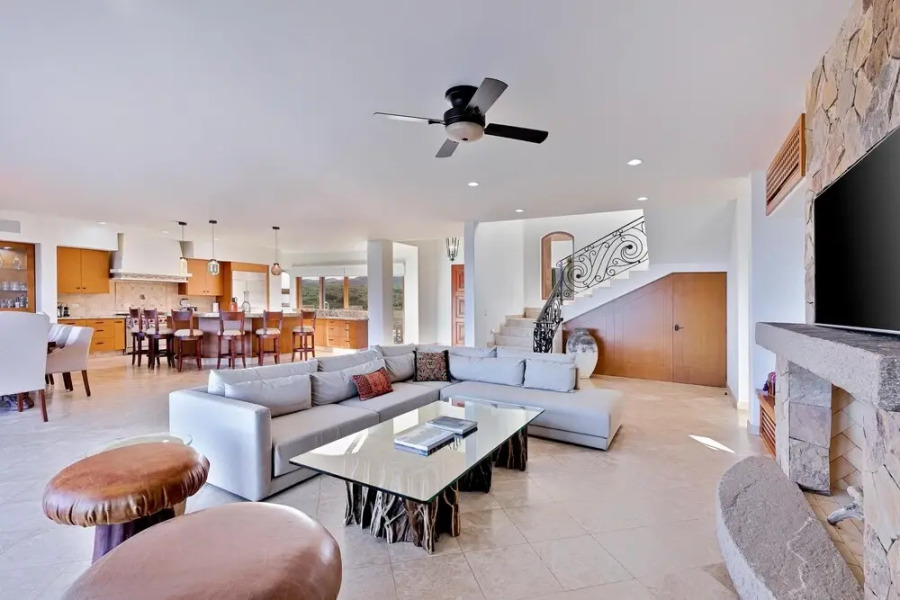 Oceanfront Getaway Near Cabo Pulmo: Villa Bahia de los Frailes