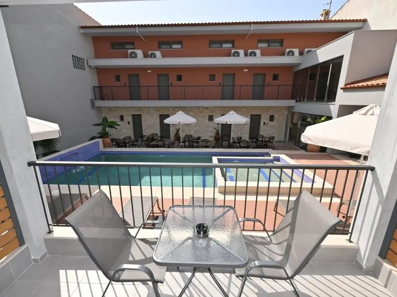 Maltepe Luxury Accommodation By Travelpro Services