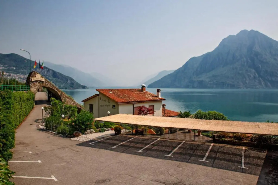 Studio Zu - Lakeside Apartment