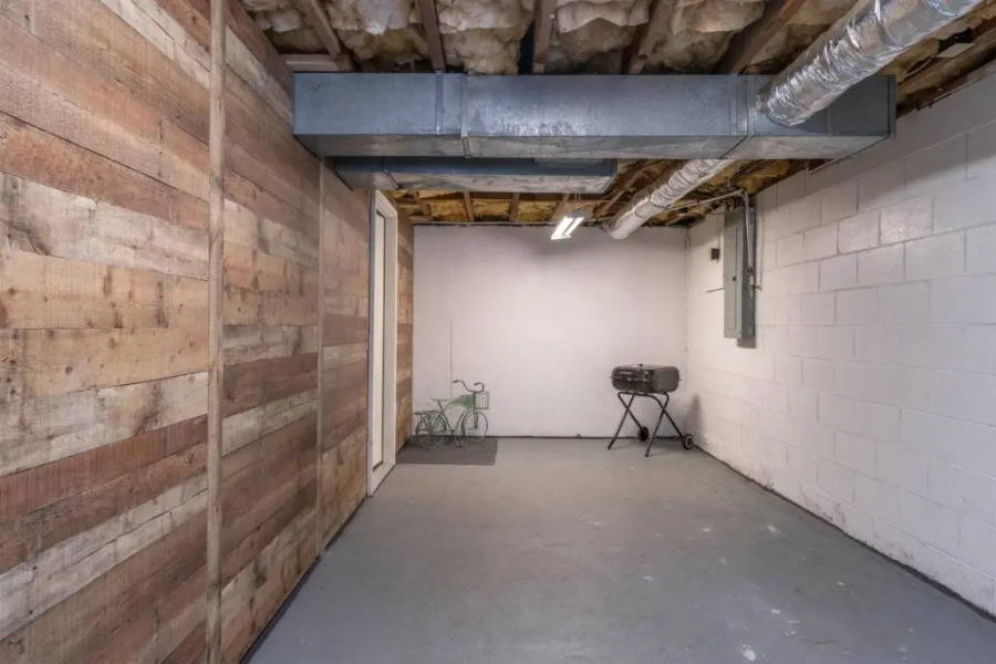 Bike Path Getaway in Town