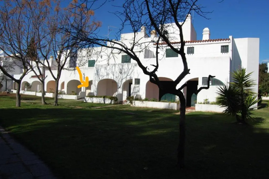 LovelyStay - Green Oasis Villa