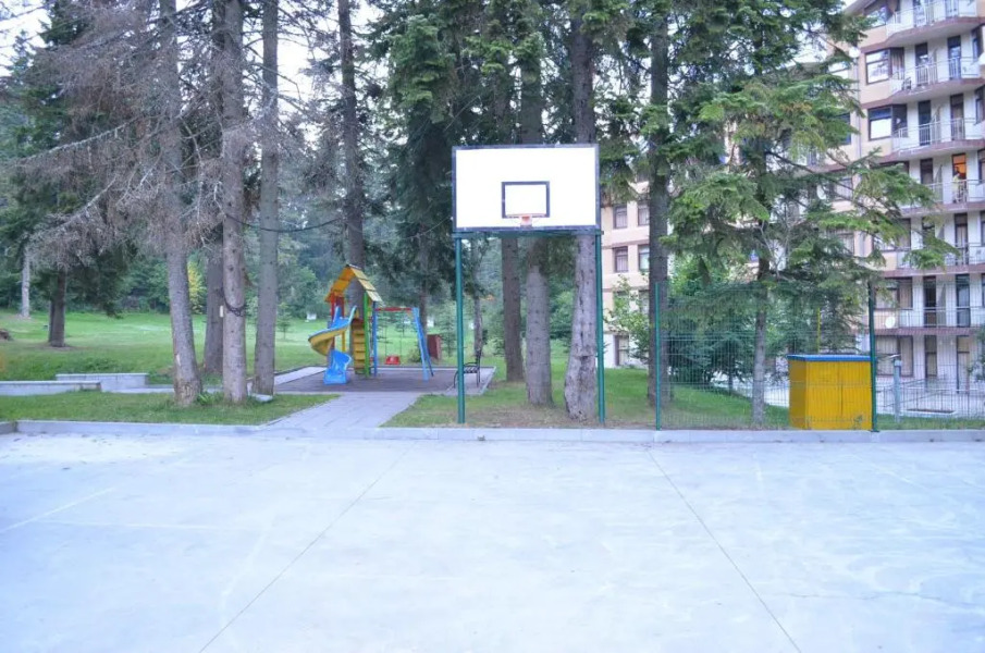 Persey Flora Apartments