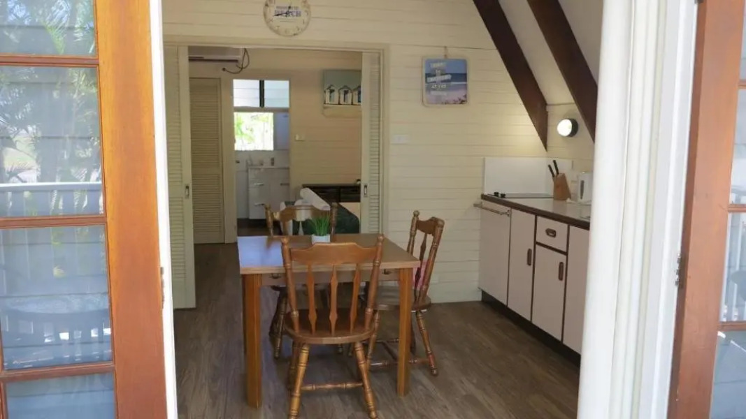 Picnic Bay Chalet Unit 2