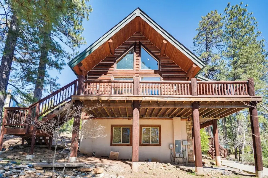 2 Cabins: Group & Family Getaway in Arnold!