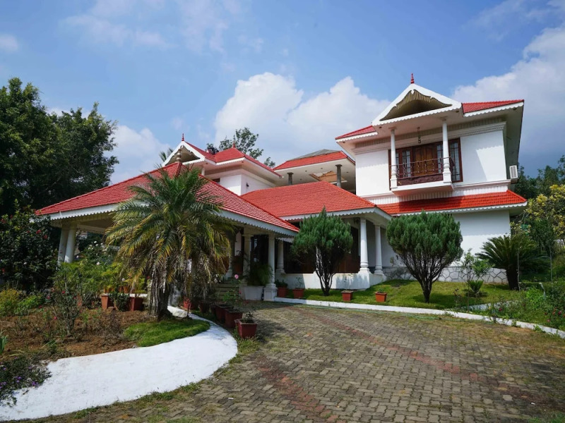 OYO 10638 Chandana Royal Resorts