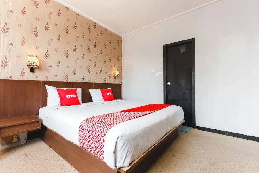 Capital O 2009 Hotel Charisma Marine