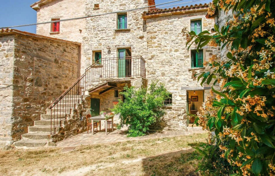 Nice Apartment in Villagrande di Monteco With 2 Bedrooms