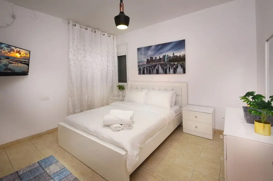 Luxury Villa with heated pool in Zfat