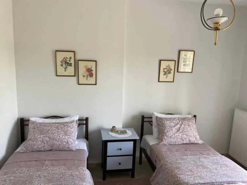 Polys Apartment with view