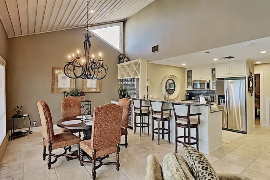 514 Harbor Drive Townhouse #8 3 Bedrooms 2 Bathrooms Townhouse