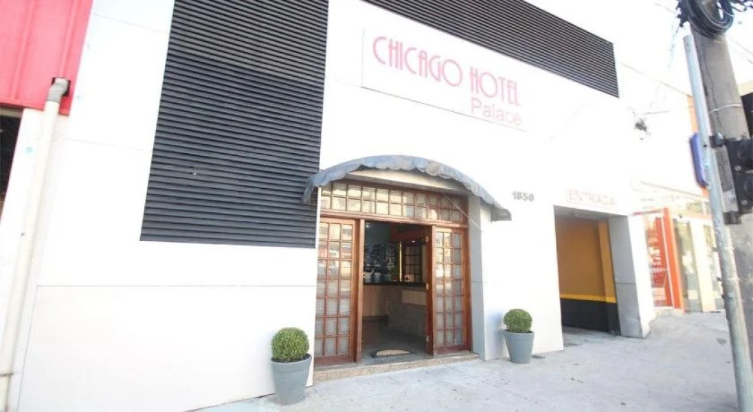 Chicago Hotel - Adults Only