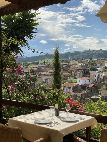 Zoe Traditional Holiday Apartments B&B