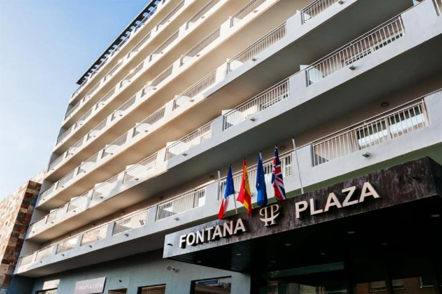 Hotel Fontana Plaza