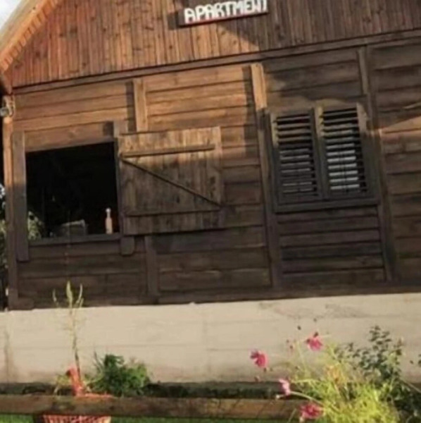 Apartment Sarganska Osmica 8