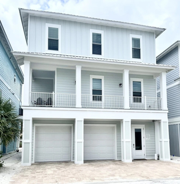 Island Escape 5 Bedroom Home by RedAwning