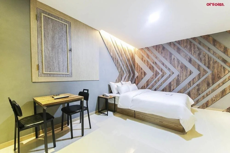 Seocheon Hotel Kamon