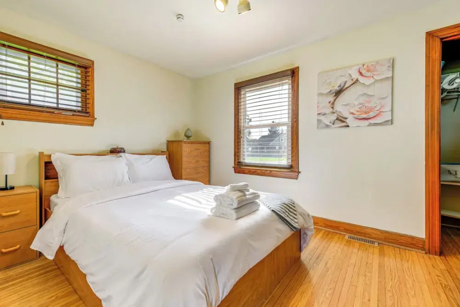 2 Mi to Walden Galleria: Home w/ Furnished Deck!