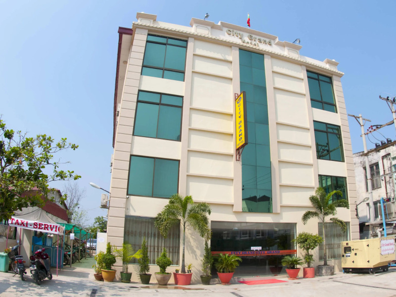 City Grand Hotel