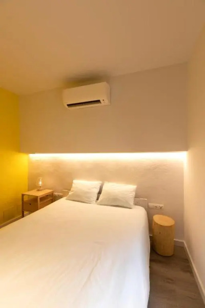 Casa reformada junto al lago de Banyoles