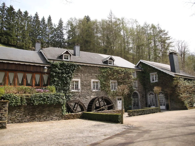 Luxurious Mill in Vresse-sur-Semois with Swimming Pool