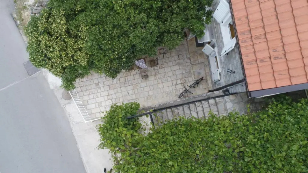 Seven Hills Duplex Eco-Cottage