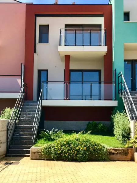 Red Luxury in Borgo Guardiola Near Cefalu