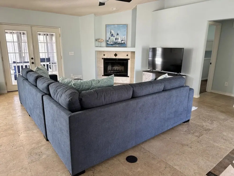 Backyard Breeze 3 Bedroom Home by RedAwning