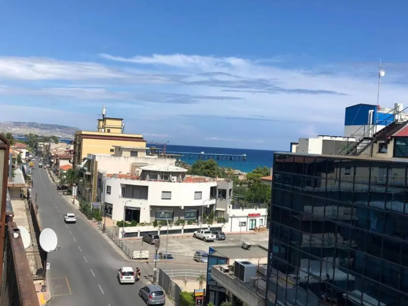 Appartamento Siderno sul mare trilocale