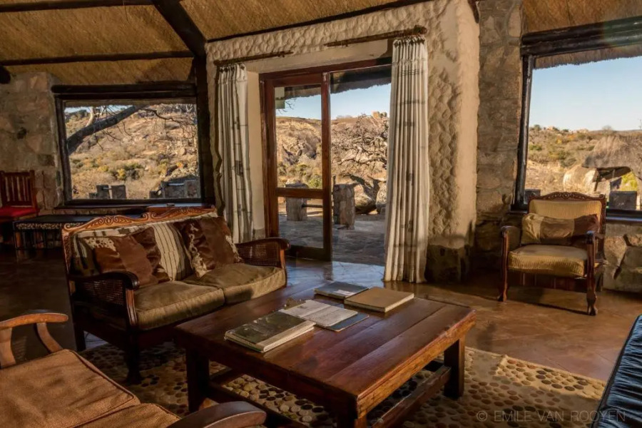 Big Cave Camp - Lodge On The Rocks