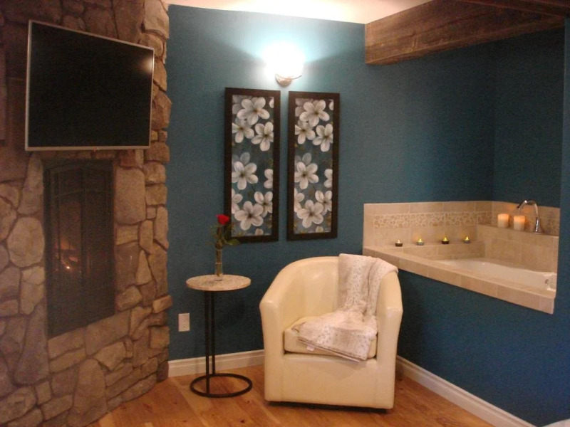 Fox Den Bed and Breakfast