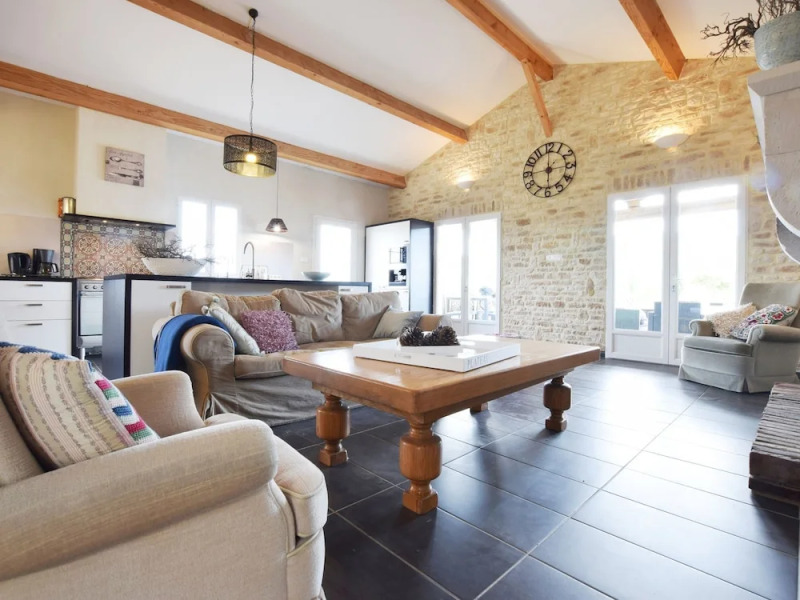 Lavish House in Ardeche With Shared Pool