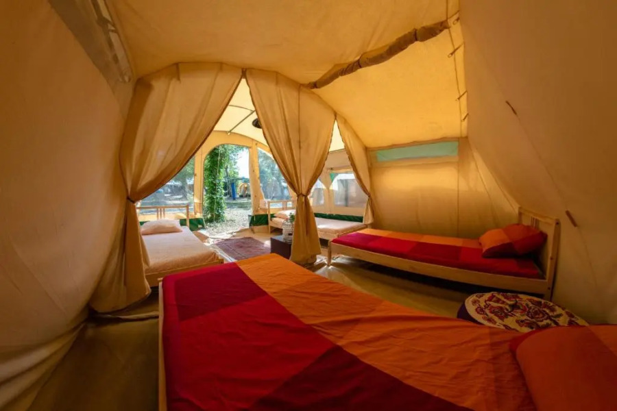 Progress Outdoor Surf Hostel