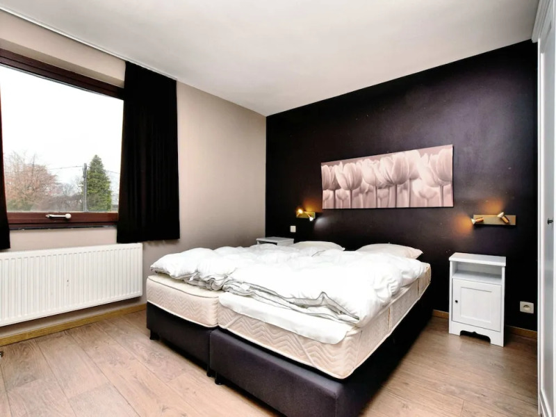 Unique Holiday Home with Pool near Park & Ski Area