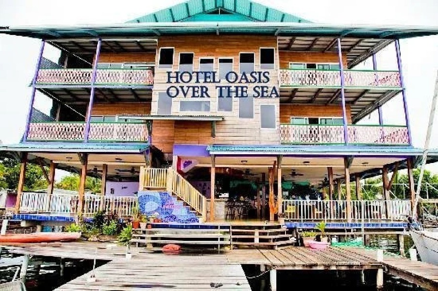 Los Balcones Over The Sea Hotel