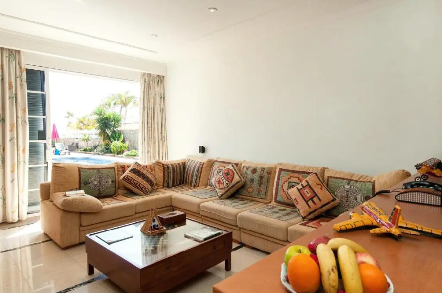 Superb Family Villa in Sonnenland for 12