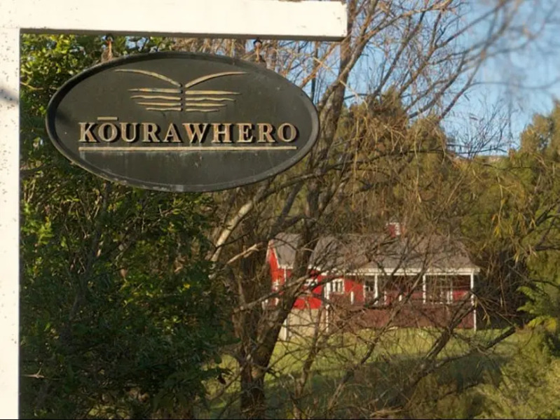 Woodhouse Mountain Lodge